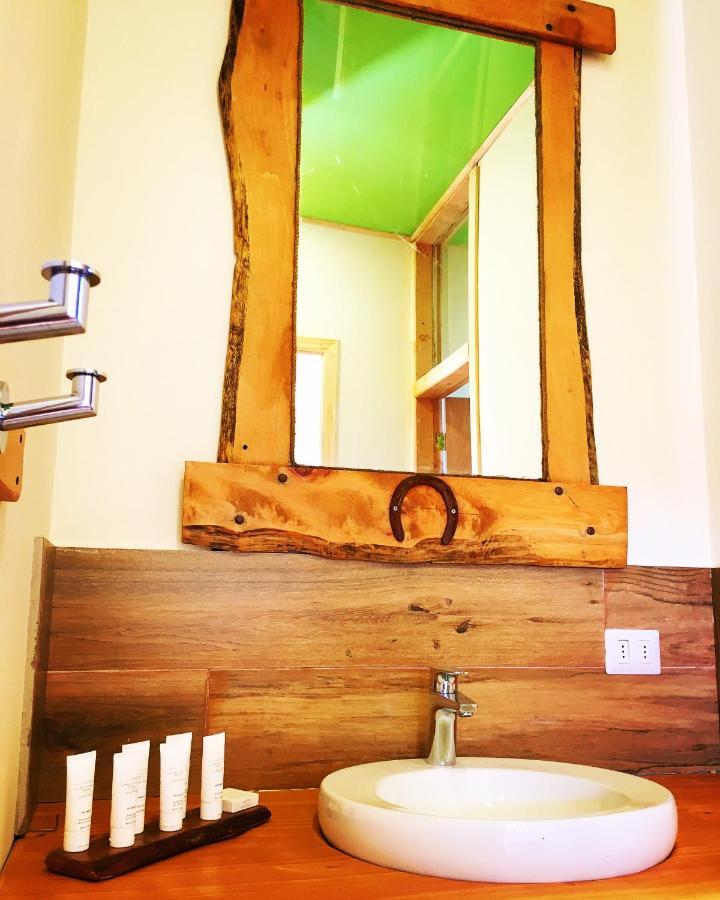 Karibuni - Familiar Lodging & Private Spa Вилярика Екстериор снимка